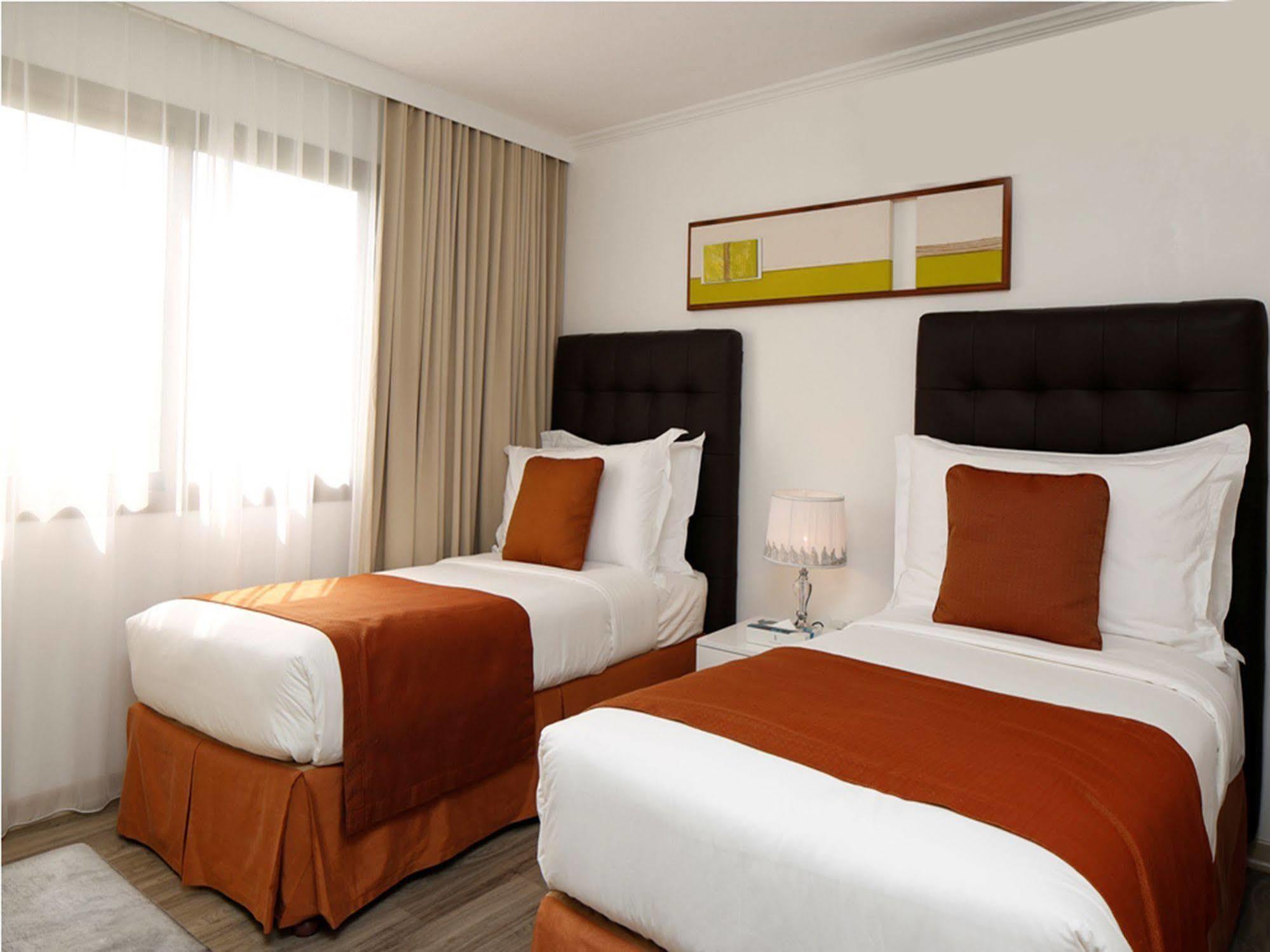 Golden Tulip Dana Bay Resort Dhahran Exterior foto