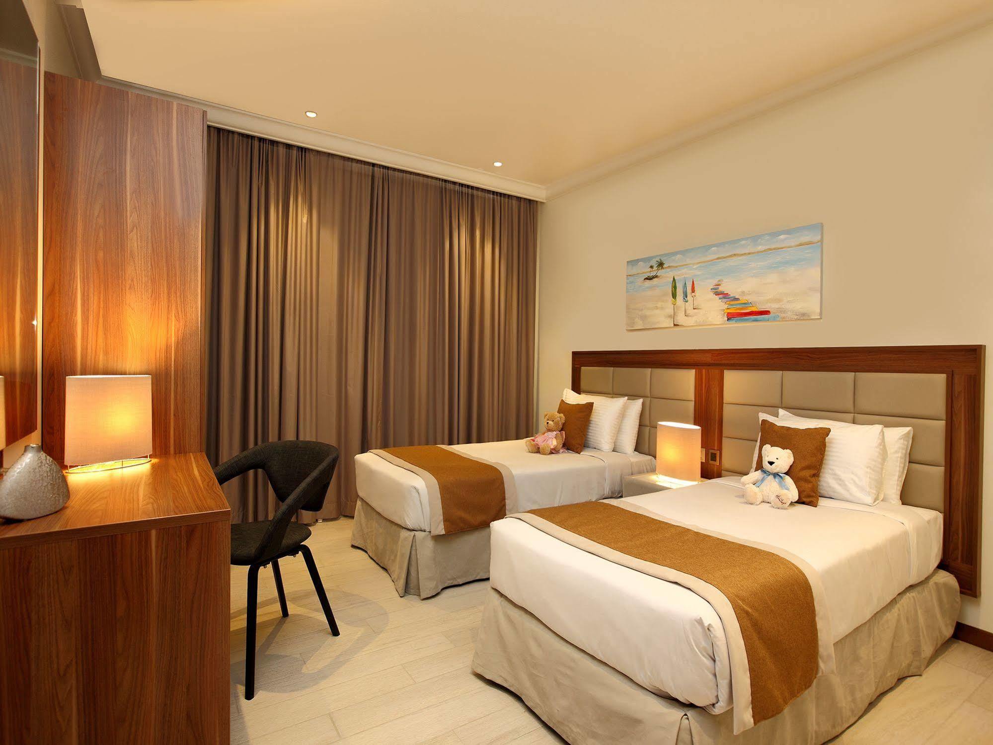 Golden Tulip Dana Bay Resort Dhahran Exterior foto
